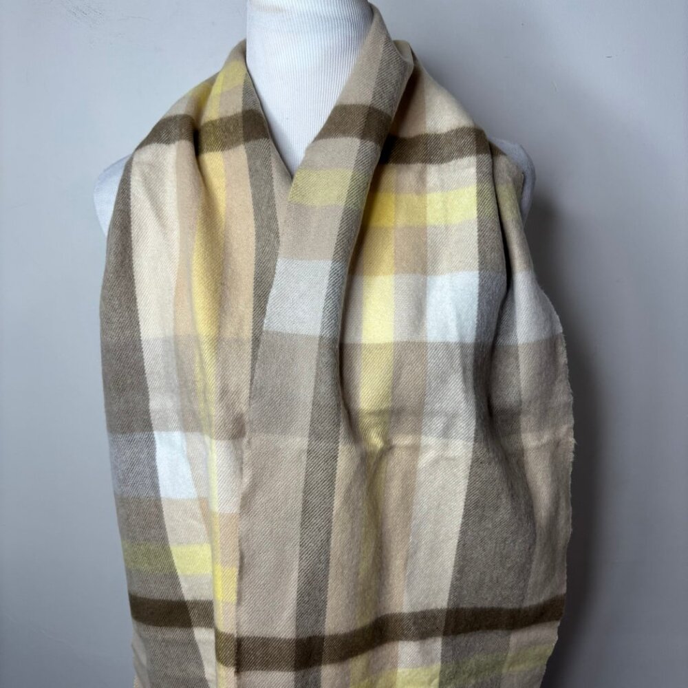 100% Cashmere Made in Scotland Plaid Check Beige Camel Yellow Fringe Scarf - Picture 6 of 6